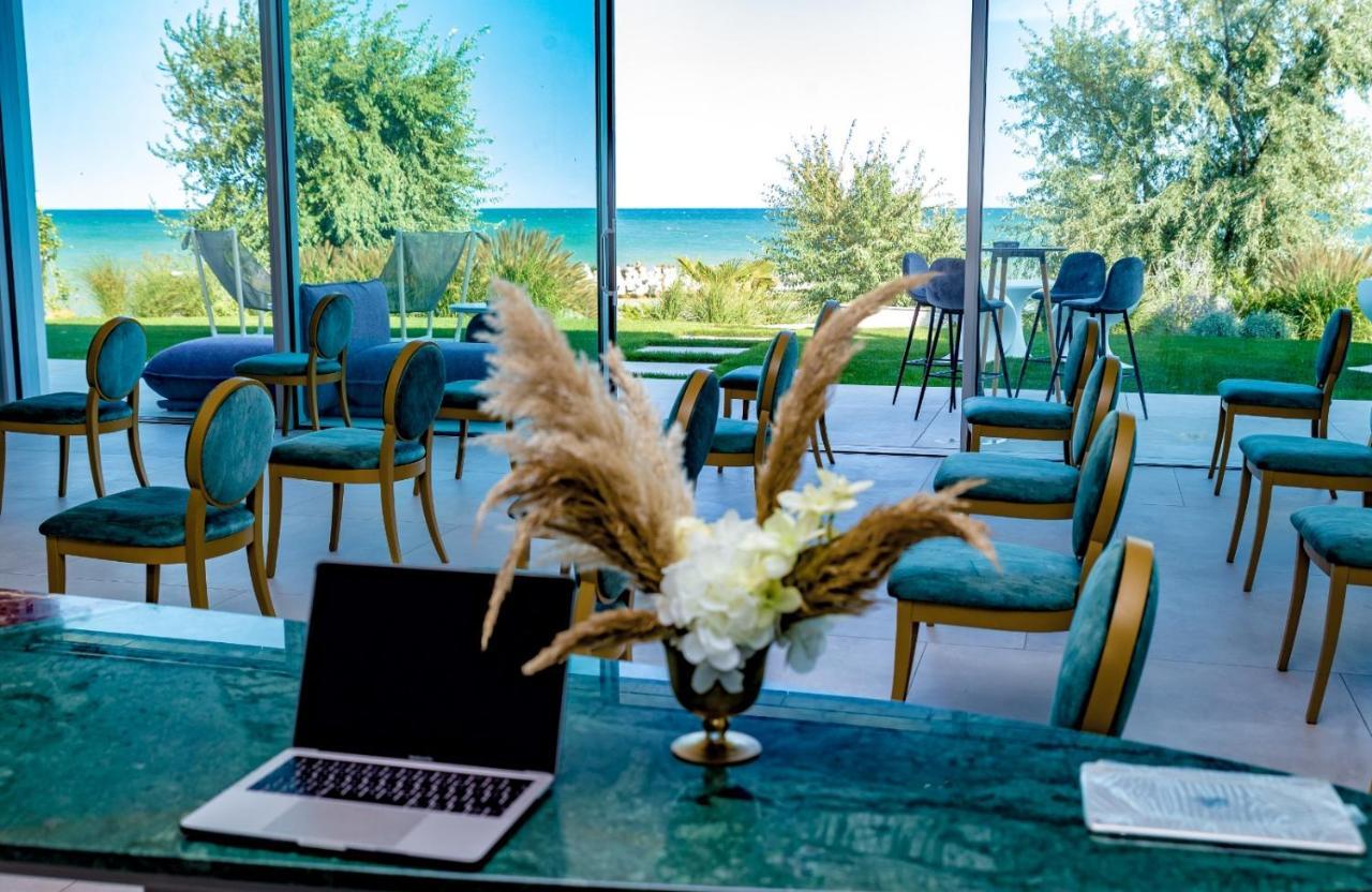 Novum By The Sea Aparthotel Olimp Exterior foto